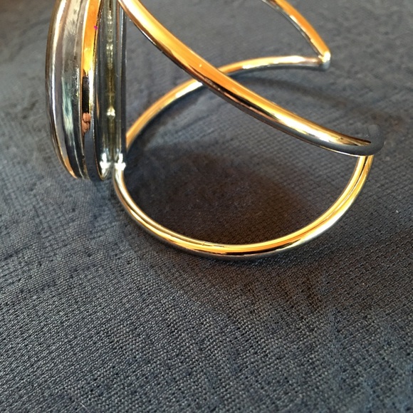 Cuff Bracelet - Picture 10 of 10